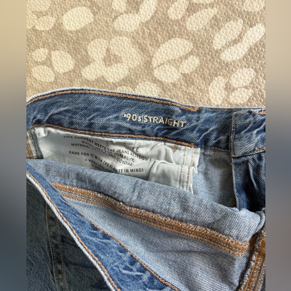 American Eagle Outfitters High Rise Blue Jeans - Picture 9 of 11